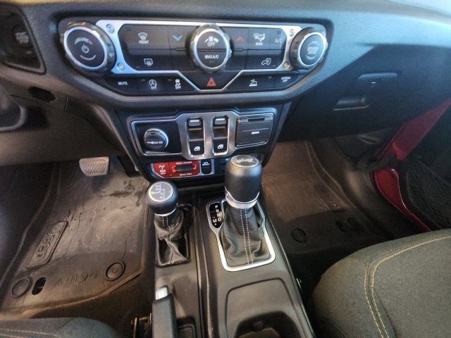 Used 2024 Jeep Wrangler Sport AWD/4WD image 24