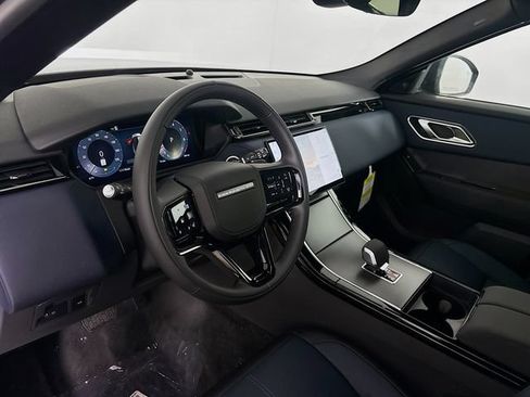 Used 2026 Land Rover Range Rover Velar S AWD/4WD image 9