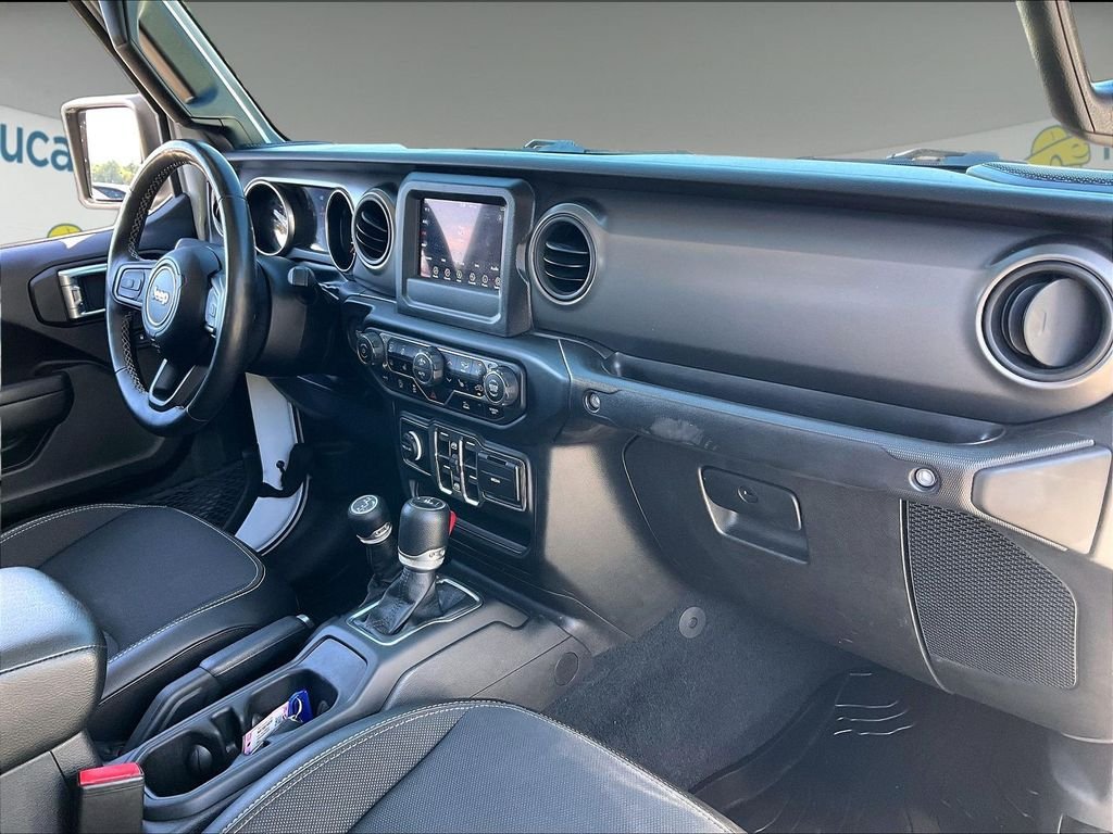 Used 2023 Jeep Gladiator Sport AWD/4WD image 13