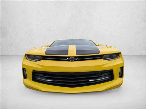 Used 2016 Chevrolet Camaro LT RWD image 2