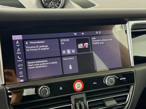 New 2026 Porsche Macan AWD/4WD image 18