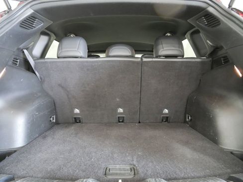 Used 2025 Jeep Compass Limited image 25