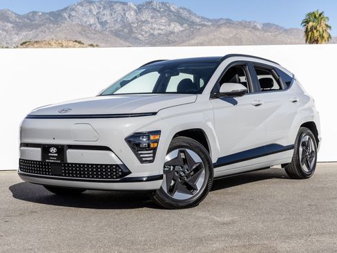 Used 2024 Hyundai Kona Limited FWD image 1