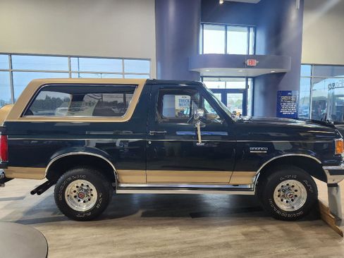 Used 1991 Ford Bronco AWD/4WD image 9