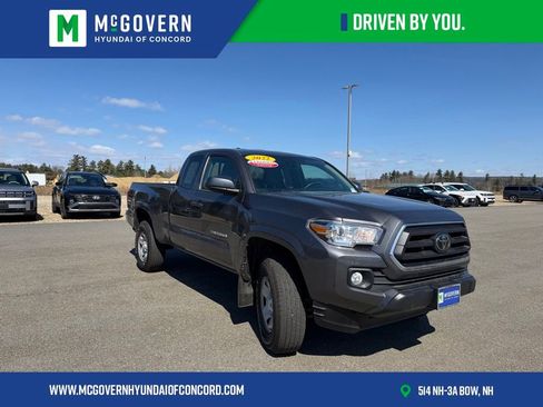Used 2022 Toyota Tacoma SR5 image 5