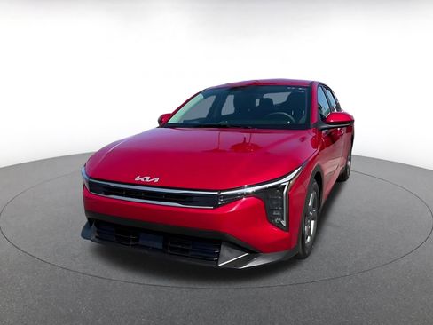 Used 2025 Kia K4 FWD image 7