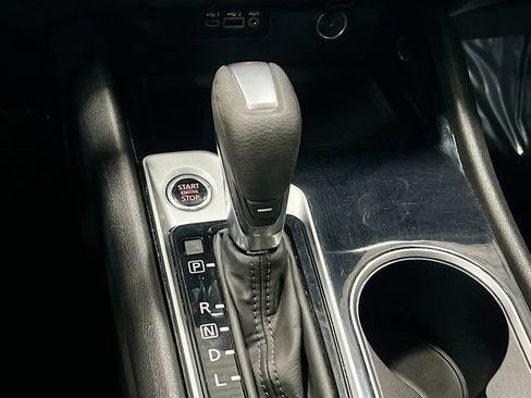 Used 2024 Nissan Altima 2.5 SV FWD image 25