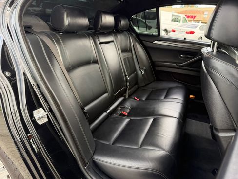 Used 2016 BMW 550i Sedan RWD image 23