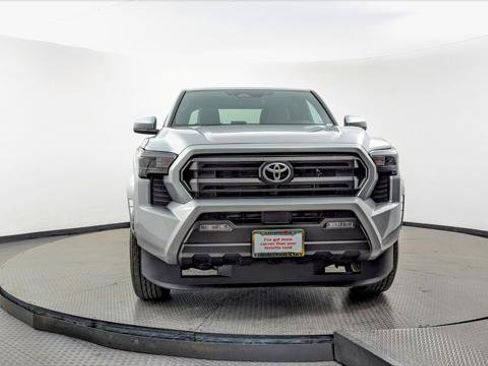 Used 2024 Toyota Tacoma SR5 image 12