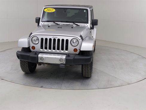 Used 2012 Jeep Wrangler Unlimited Sahara w/ Dual Top Group image 8