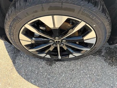 Used 2026 Volvo XC60 B5 Plus w/ Protection Package Premier AWD/4WD image 12