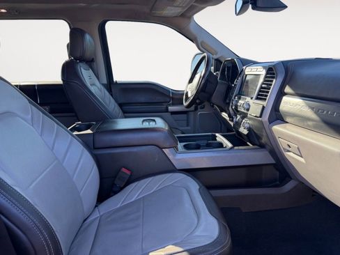 Used 2019 Ford F350 Limited image 9