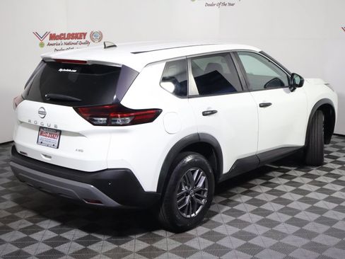 Used 2022 Nissan Rogue S AWD/4WD image 4
