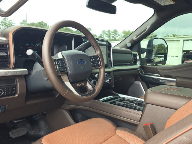 Used 2026 Ford F350 King Ranch w/ FX4 Off-Road Package AWD/4WD image 25