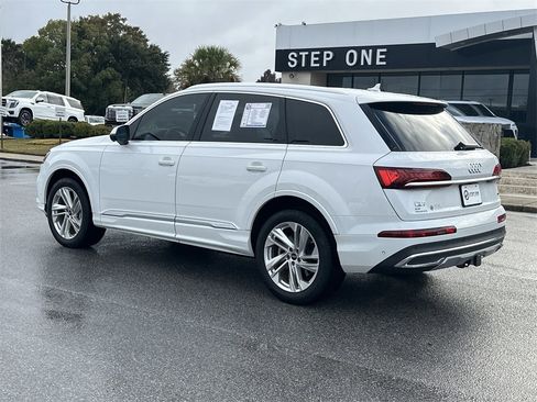Used 2023 Audi Q7 2.0T Premium w/ Convenience Package image 5