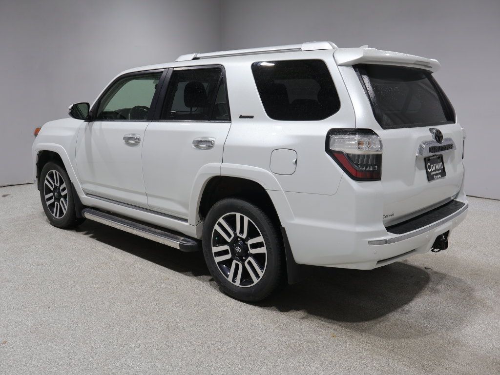 Used 2024 Toyota 4Runner Limited AWD/4WD image 5
