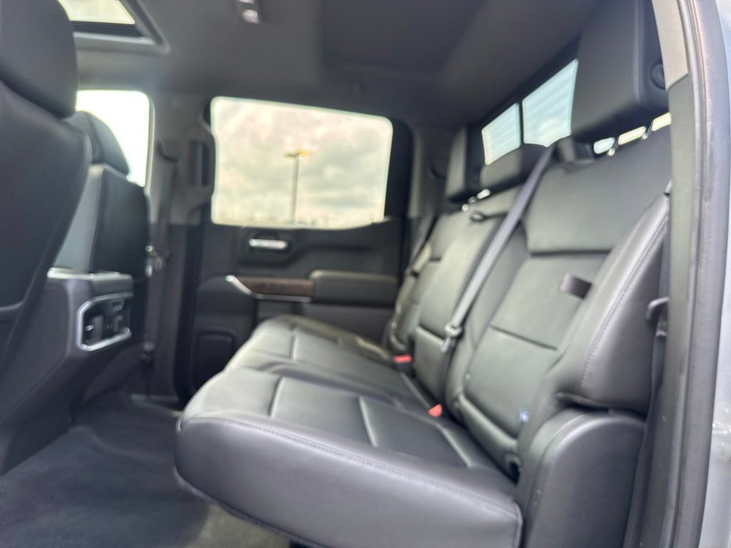 Used 2020 GMC Sierra 1500 SLT w/ SLT Premium Plus Package AWD/4WD image 26
