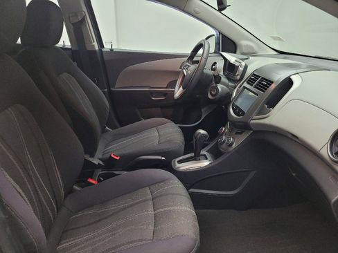 Used 2015 Chevrolet Sonic LT FWD image 21