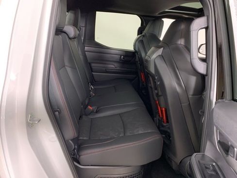 Used 2025 Toyota Tacoma TRD Pro image 25