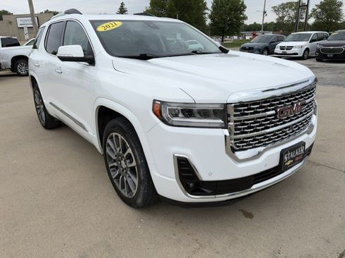 Certified 2021 GMC Acadia Denali w/ Denali Ultimate Package AWD/4WD image 1