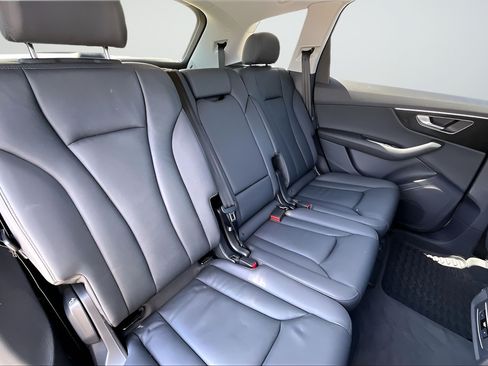 Used 2022 Audi Q7 3.0T Premium AWD/4WD image 19