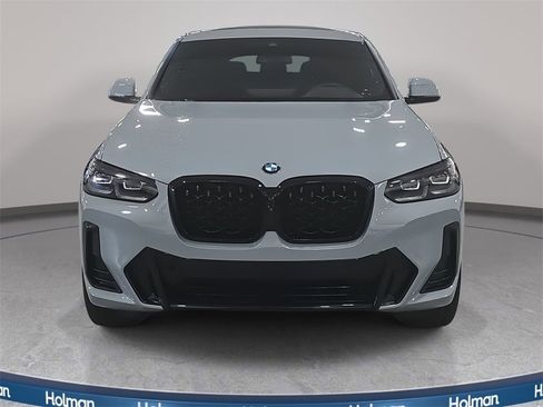 Used 2024 BMW X4 xDrive30i w/ Premium Package image 2