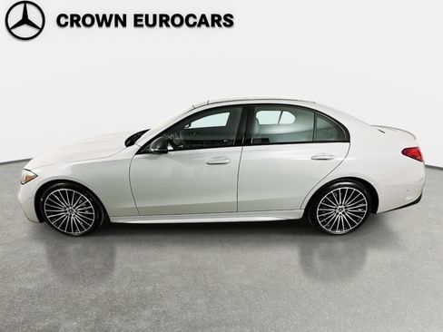 Used 2025 Mercedes-Benz C 300 4MATIC Sedan image 4