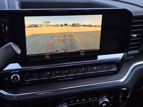 Used 2024 GMC Sierra 1500 SLT image 21