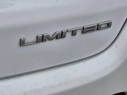 Used 2025 Jeep Compass Limited AWD/4WD image 34