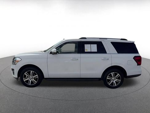 Used 2024 Ford Expedition Limited RWD image 8