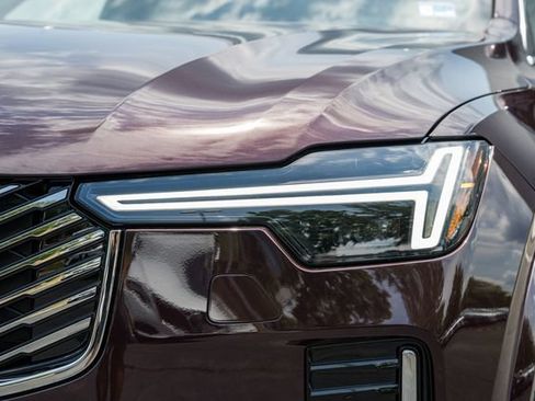 New 2026 Volvo XC90 T8 Plus w/ Protection Package Premier AWD/4WD image 13