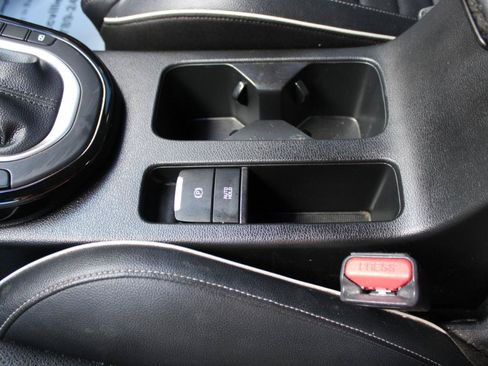 Used 2022 Kia Forte GT-Line w/ GT-Line Premium Package FWD image 38