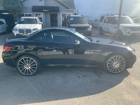Used 2020 Mercedes-Benz SLC 300 image 2