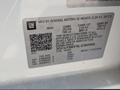 Used 2020 Chevrolet Silverado 1500 Custom w/ Custom Max Trailering Package AWD/4WD image 26