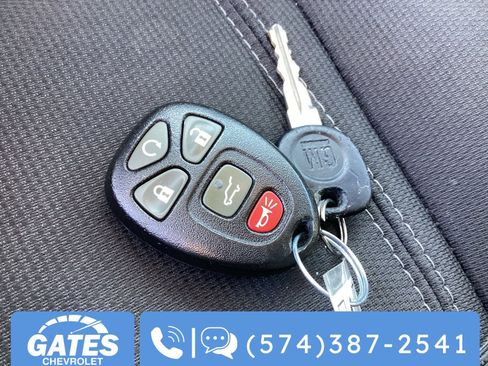 Used 2015 Chevrolet Traverse LT image 29