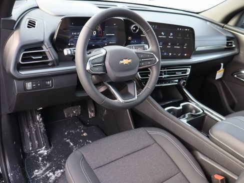 New 2026 Chevrolet Traverse LT w/ Sun and Wheel Package image 6