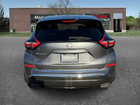 Used 2024 Nissan Murano SL image 3