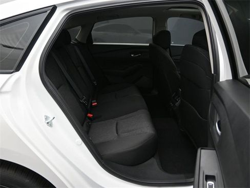 New 2025 Honda Accord SE image 22