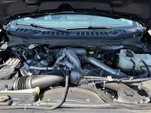 Used 2025 Ford F350 XLT AWD/4WD image 22