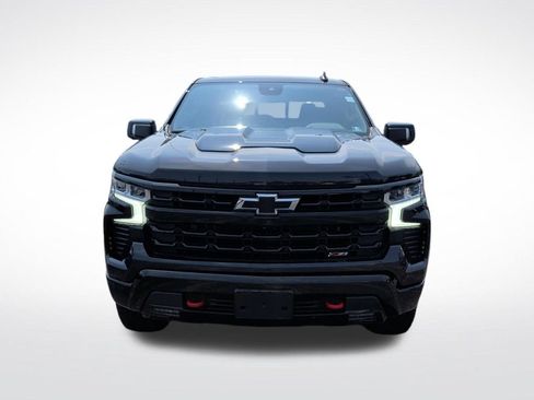 Used 2023 Chevrolet Silverado 1500 LT Trail Boss w/ LT Trail Boss Premium Package AWD/4WD image 2