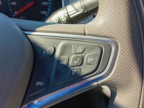 Used 2020 Chevrolet Malibu LT image 17