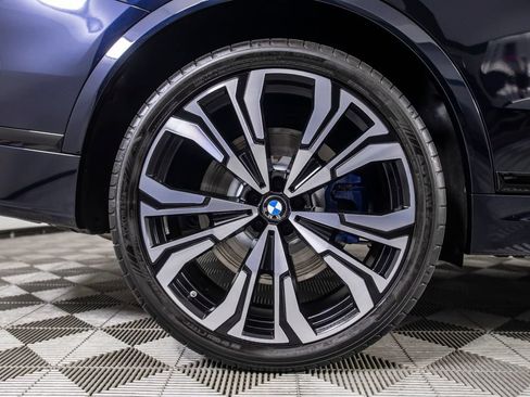 Used 2026 BMW X7 M60i w/ Climate Comfort Package AWD/4WD image 21