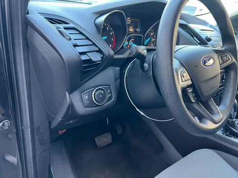 Used 2018 Ford Escape SE FWD image 14