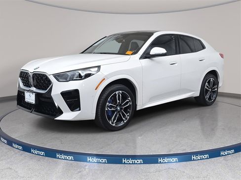 Used 2025 BMW X2 xDrive28i w/ M Sport Package image 1