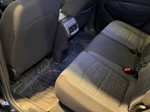 Certified 2024 Chevrolet Equinox LT image 27