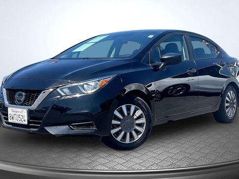 Used 2021 Nissan Versa S FWD image 12