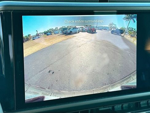 Used 2024 Jeep Wrangler Sahara image 13