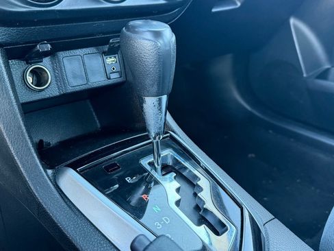 Used 2016 Toyota Corolla L FWD image 14