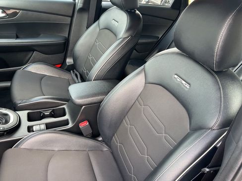 Certified 2023 Kia Forte GT-Line w/ GT-Line Technology Package image 5