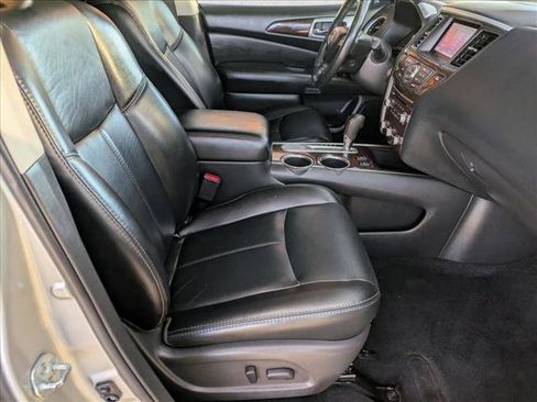 Used 2015 Nissan Pathfinder SL image 20